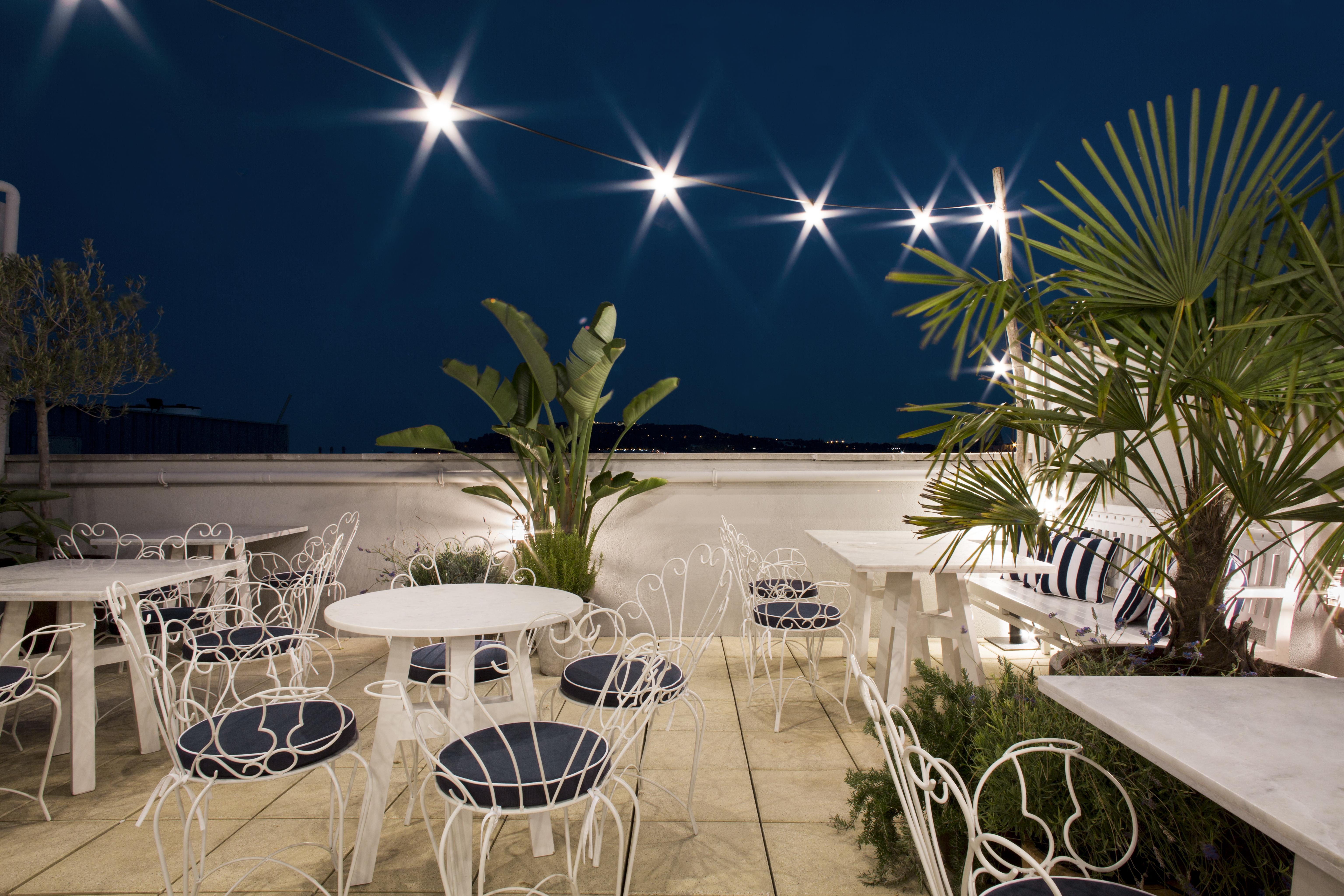 Midmost By Majestic Group Hotel 4*