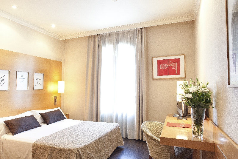 Midmost By Majestic Group 4* Barcelone