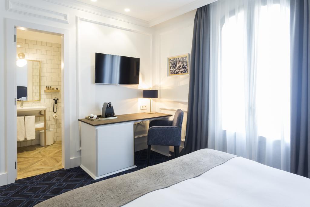 Hotel Midmost By Majestic Group 4*